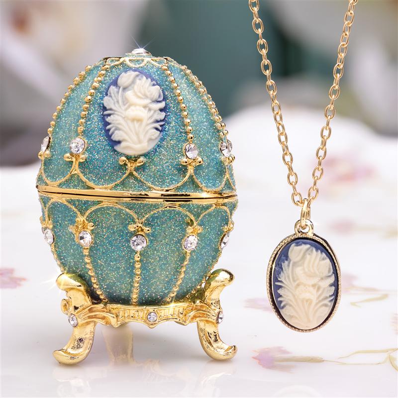 Tavisha Egg & Necklace